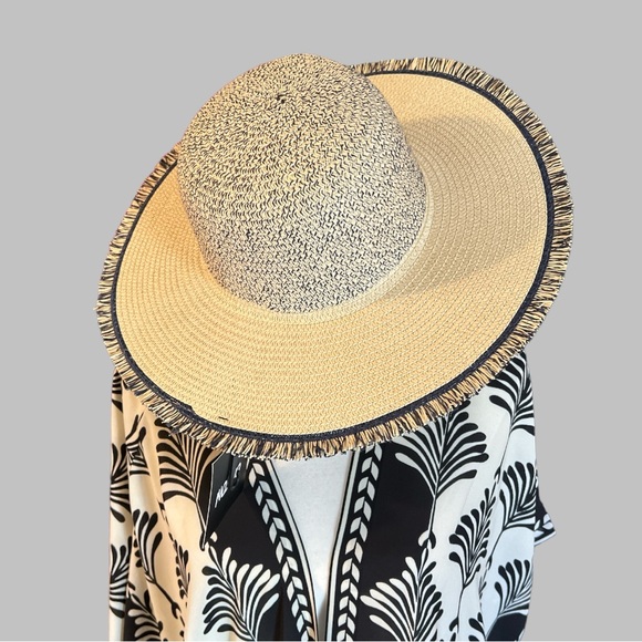 Mossimo - Floppy Fringe Beach Straw Hat, NEW - Picture 3 of 4